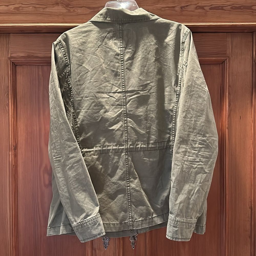 Madewell Utility Jacket in Olive Green - Picture 4 of 11